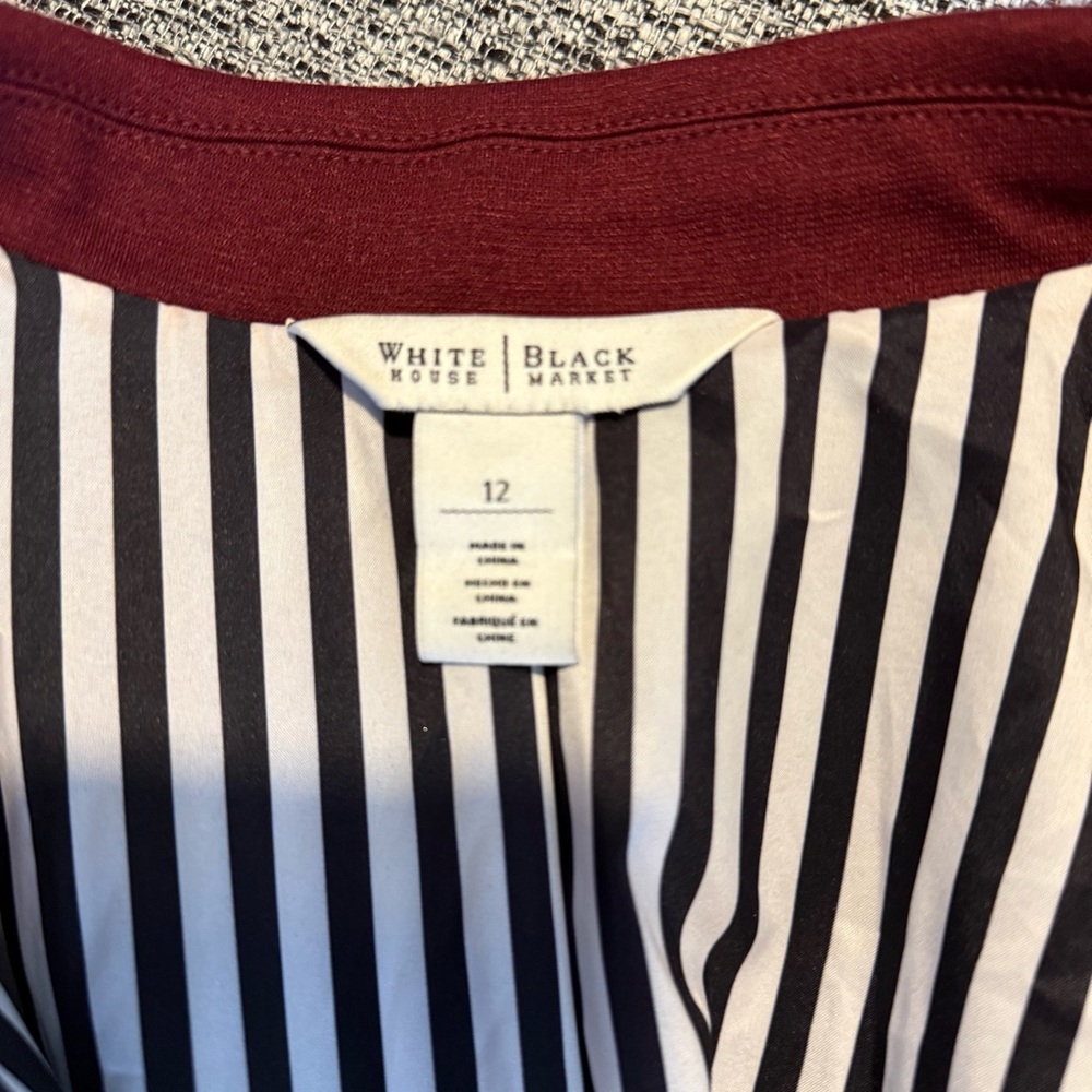 White House Black Market Rich Burgundy Blazer - Picture 2 of 6